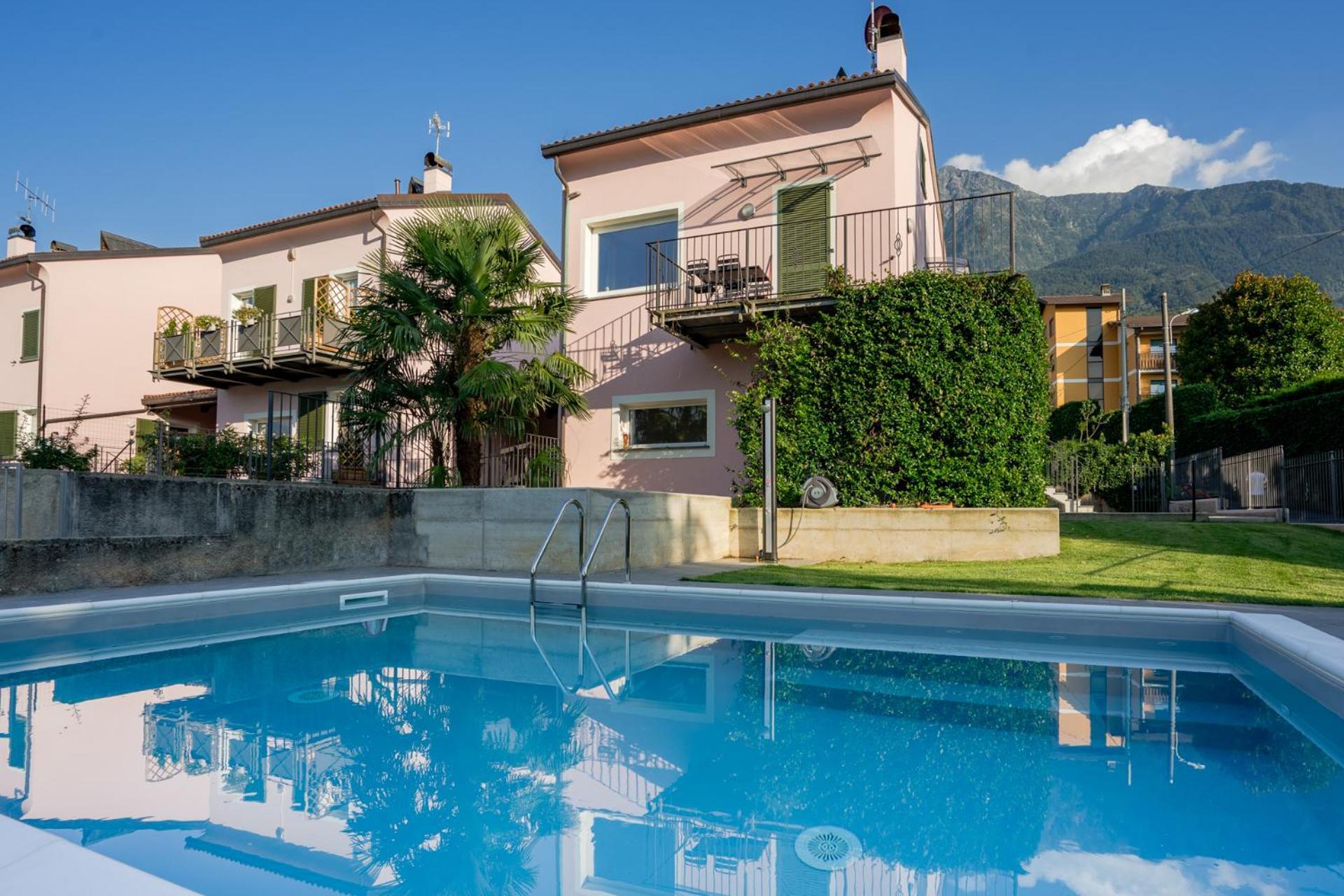 Ginevra - Swimming Pool With View Appartement Colico
